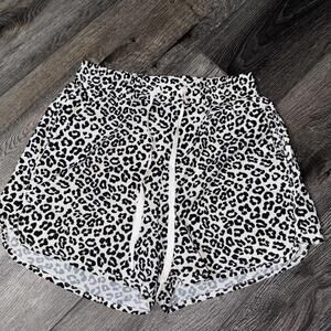 BuffBunny Flo Shorts Black & White Leopard Print Running XS